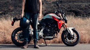 Read more about the article A Complete Guide to Beginner Motorcycle Boots