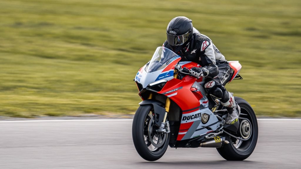 Read more about the article How to make your motorcycle fast?