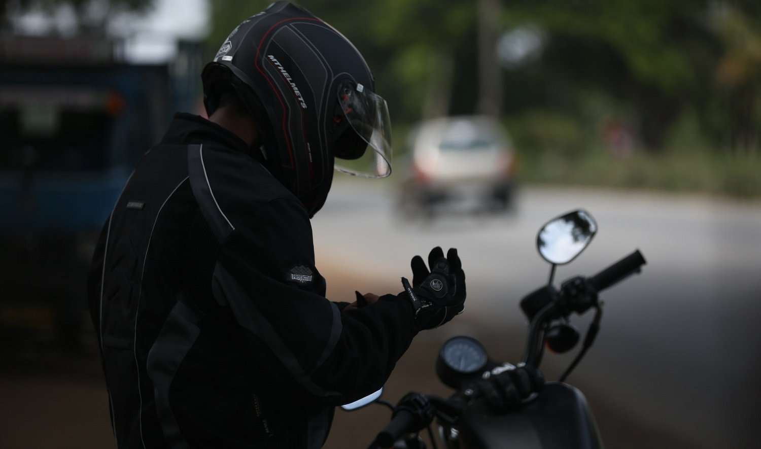Read more about the article Best Winter Motorcycle Gloves
